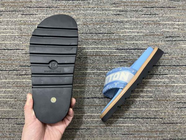 LV Slipper - Image 8