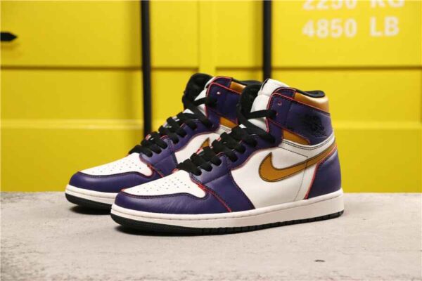 Air Jordan 1 Retro High OG "LA to Chicago" - Image 3