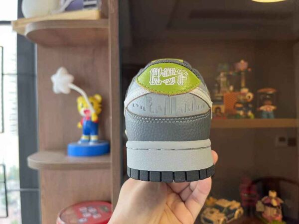 HUF x Nike SB Dunk Low "Frienda and Family" - Image 11