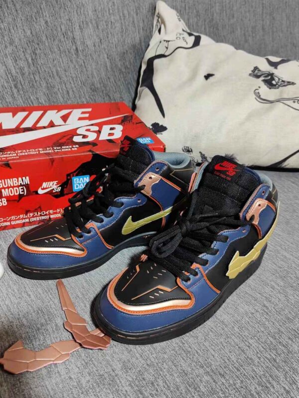 Gundam x NK SB Dunk High “Banshee” - Image 5