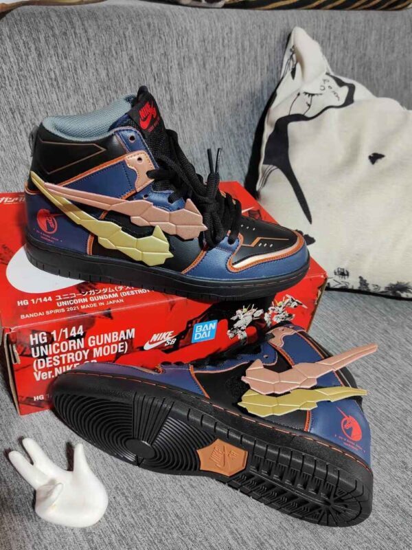 Gundam x NK SB Dunk High “Banshee” - Image 9