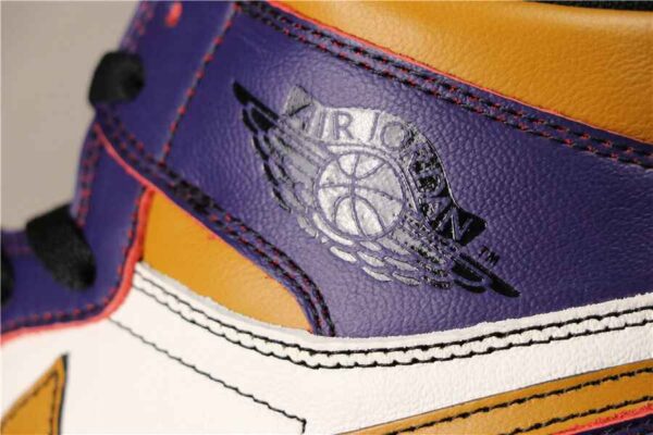 Air Jordan 1 Retro High OG "LA to Chicago" - Image 2