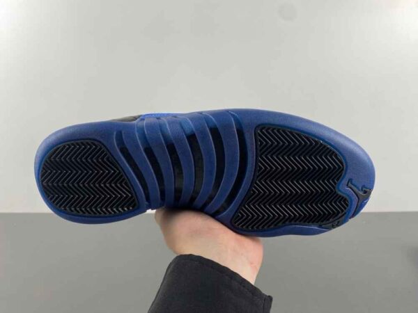 Air Jordan 12 Game Royal - Image 2