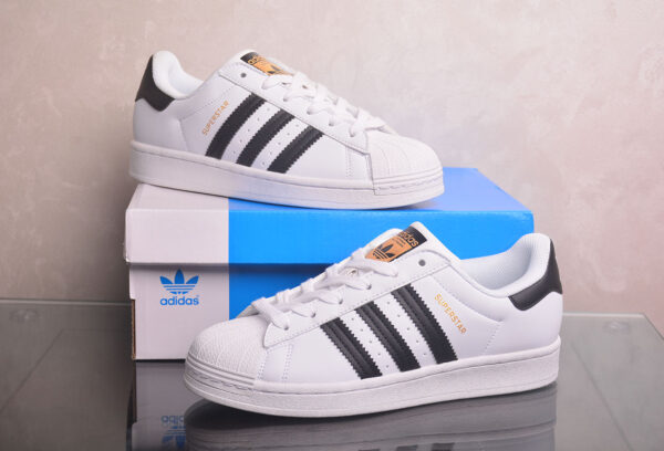 ADIDAS SUPERSTAR SHOES
