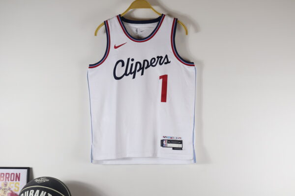 Tong 25 Clipper White