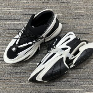 Balmain Unicorn Low-Top Black White