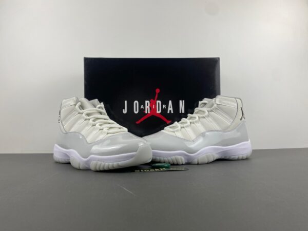 Air Jordan 11 gray silver