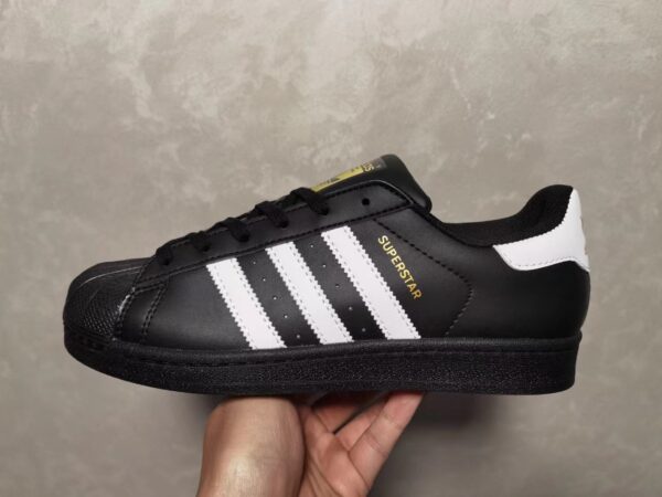 ADIDAS SUPERSTAR SHOES
