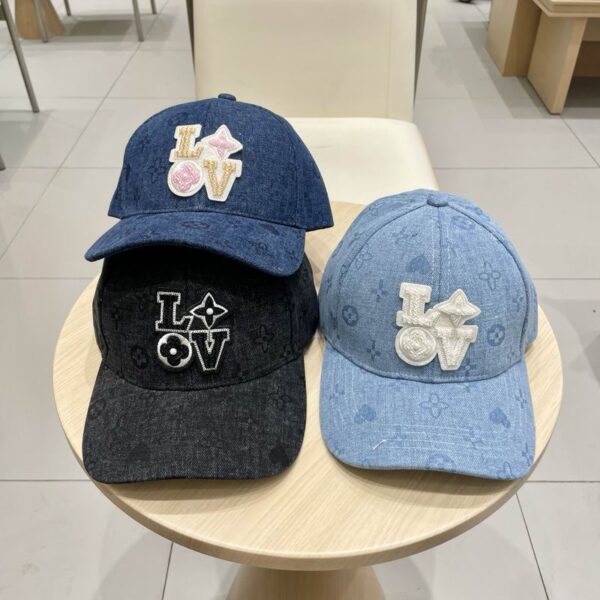 Louis Vuitton Cap