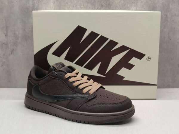 AJ1D brown hook 9.0