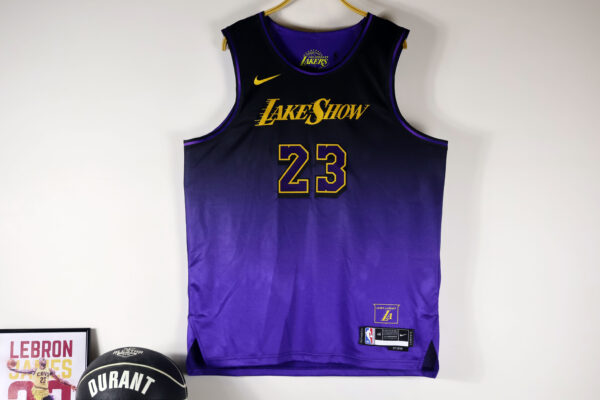 AU 25 Lakers City Gradient