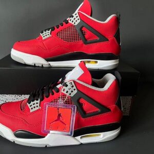 Air Jordan 4 Retro “Big Red Bull / Fire Red”