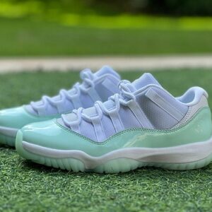 Air Jordan 11 Low WMNS “Mint Green” – Retro Low-Top Basketball Shoes