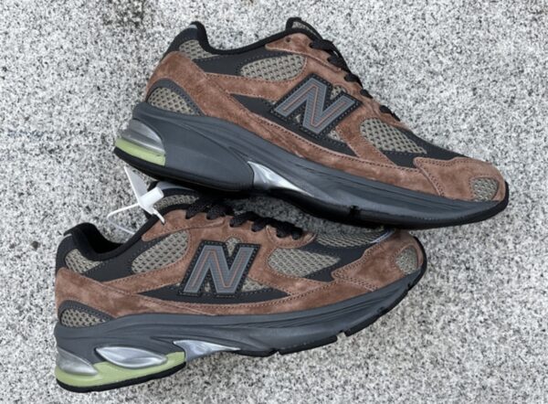 New Balance 1906 “Brown Anthracite”