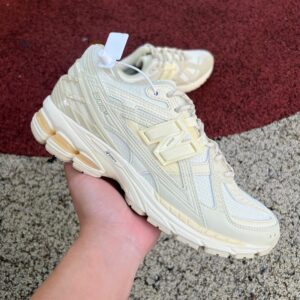 New Balance 1906R “Beige Yellow”
