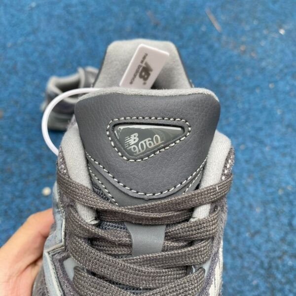 New Balance U9060 Carbon Grey (Platform) - Image 6