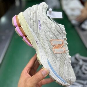 New Balance M1906 Mint Pink