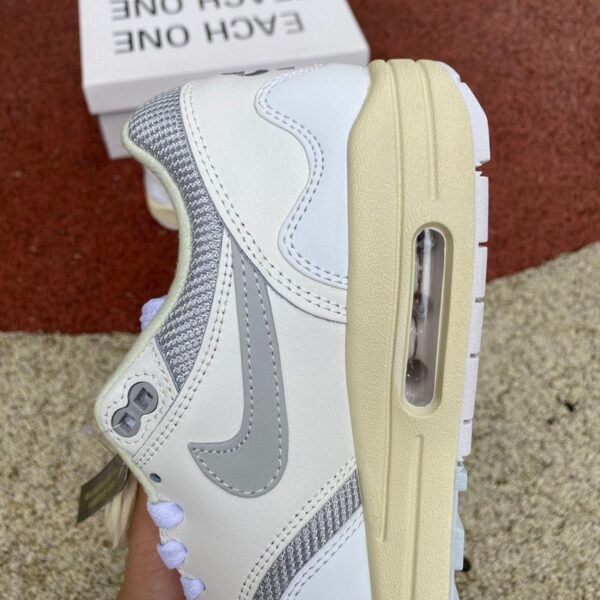 Nike Air Max 1 x Patta “White Grey Waves” - Image 6