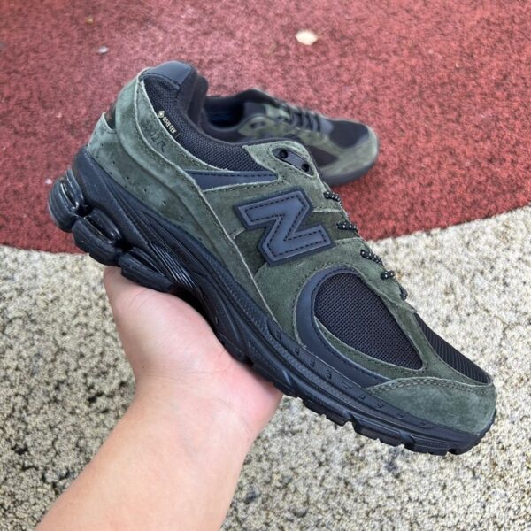New Balance 2002R “Dark Green”