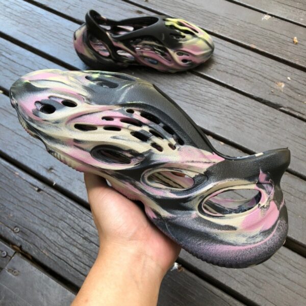 Adidas Yeezy Foam Runner “Venom Purple” - Image 8